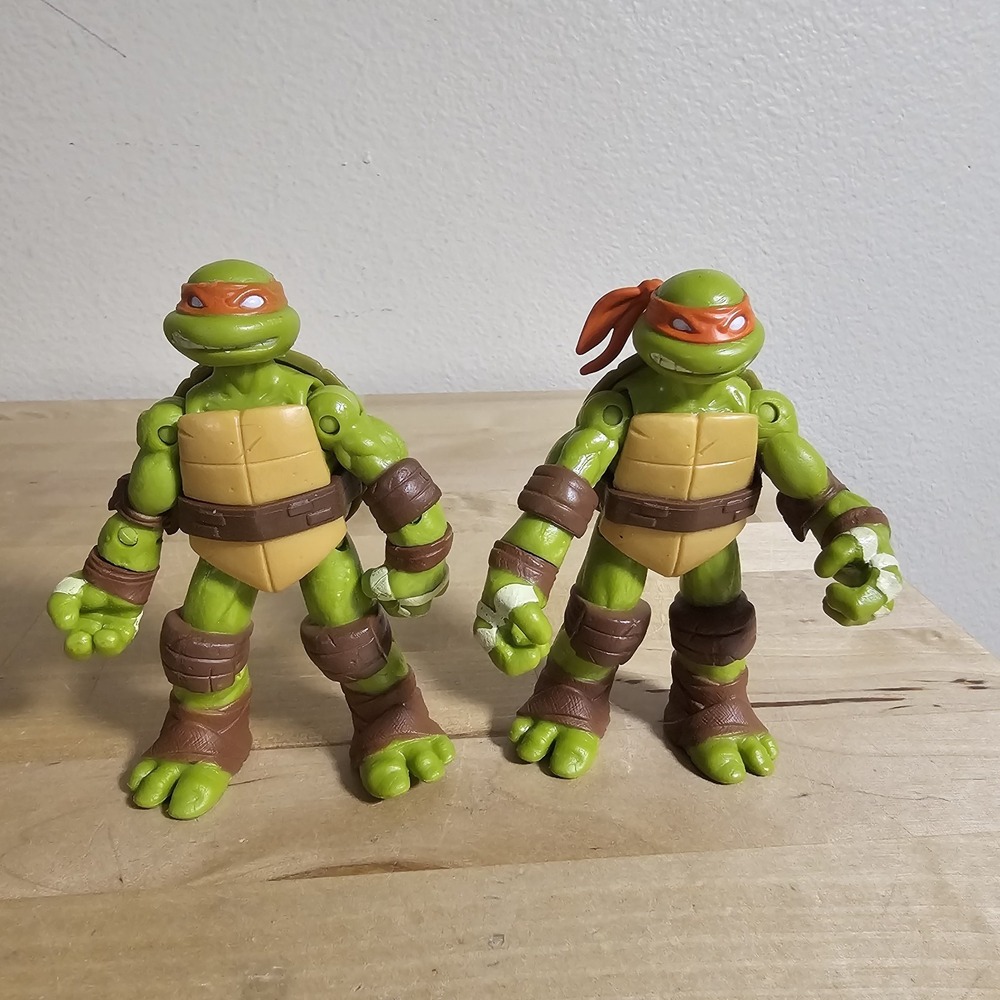 2x Teenage Mutant Ninja Turtles TMNT MICHAELANGELO 2012 Viacom Playmates 4" Figs